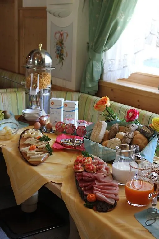 B&B Via Vai Livigno Bed & Breakfast