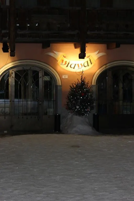 B&B Via Vai Livigno 3*,  Italy