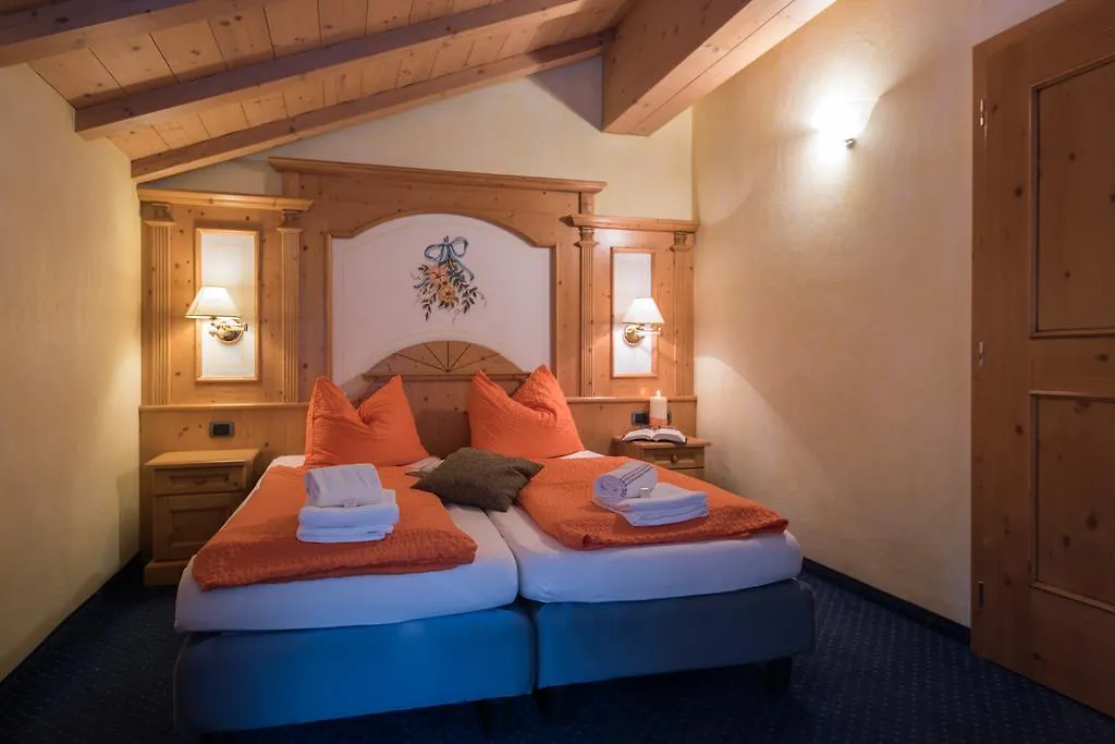 B&B Via Vai Livigno Bed & Breakfast